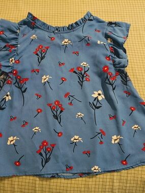 True Destiny Blue Floral Ruffle-Sleeve Top